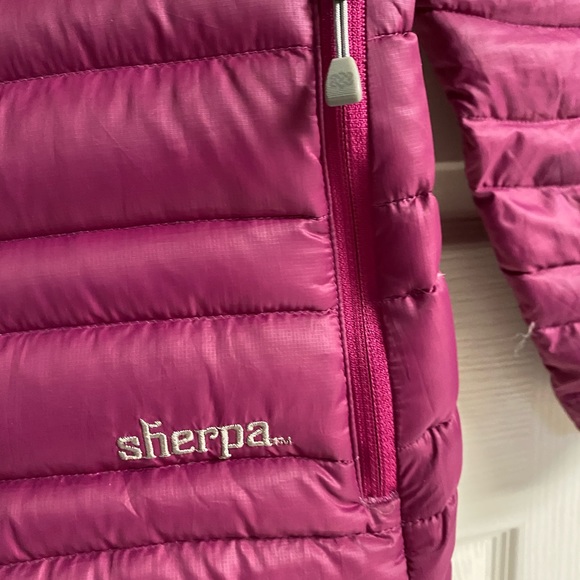 Sherpa Adventure Gear Nangpala Hooded
Down Jacket Colour Wine - Picture 8 of 13